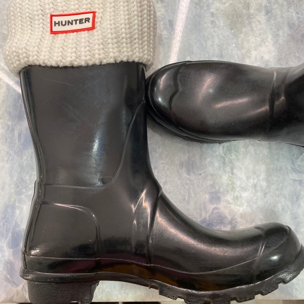 Like New Black Hunter Boots